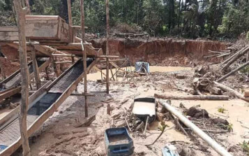 Golpe a la explotacin ilcita de yacimientos mineros en el sur de Colombia